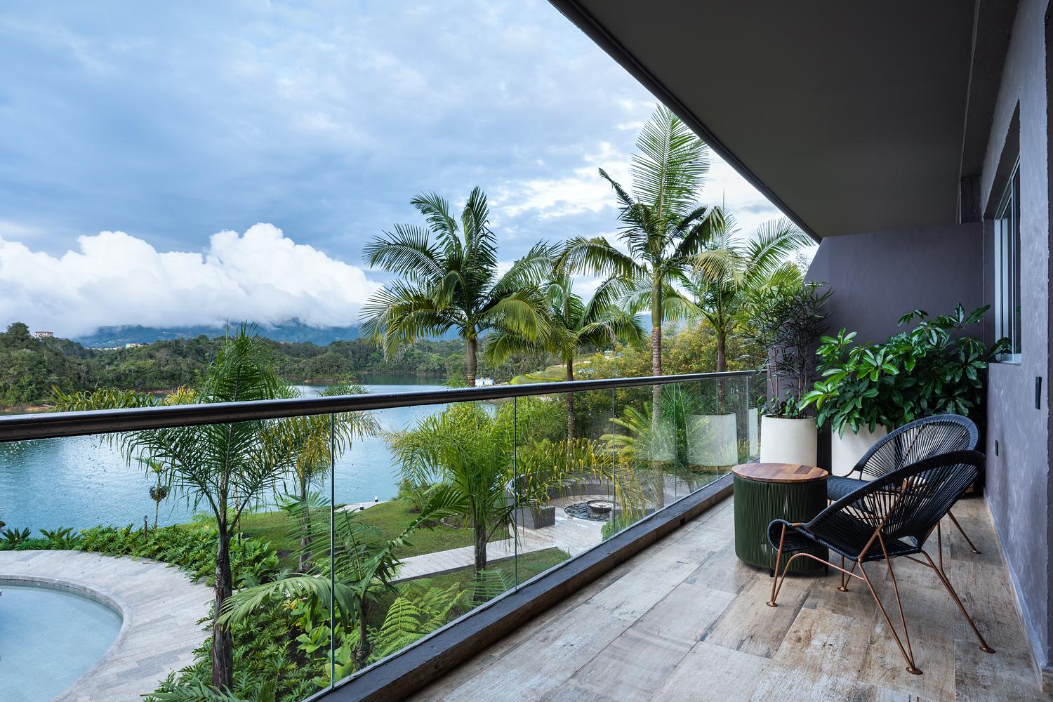 balcon-habitacion-hotel-lujo-guatape